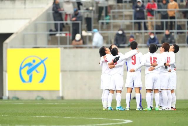 林诗栋发挥出色！3-1击败世界冠军，国乒领先日本争夺金牌