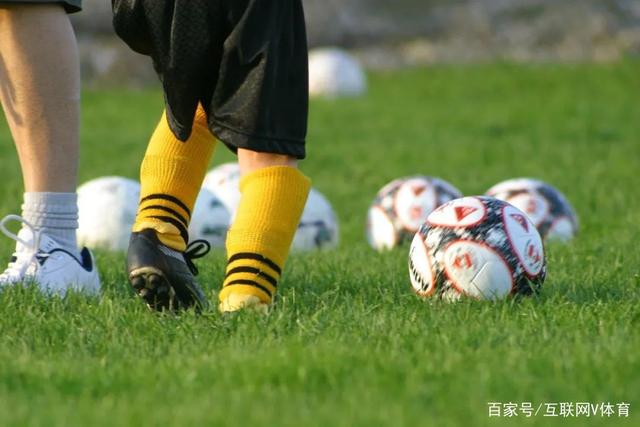 荷兰国家队伤病困扰，齐尔克泽接替布罗比征召